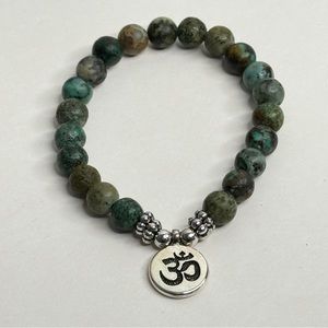 Ohm Om Charm Meditation Bracelet Green Beads